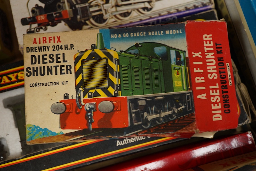 A quantity of 00 gauge model railway by Tri-ang, Mainline, Dapol, Bachmann, GMR, Hornby Dublo, etc. including; nine steam and diesel locomotives, together with boxed and unboxed freight wagons, coaches, kits and other mo